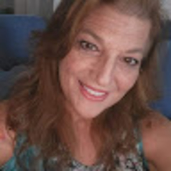 Meet your Posher, Jo - Picture 3 of 3